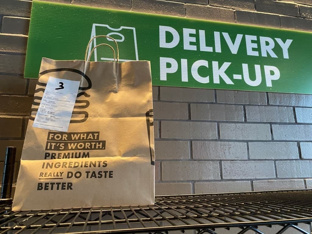 GettyImages-2151765524 fast food