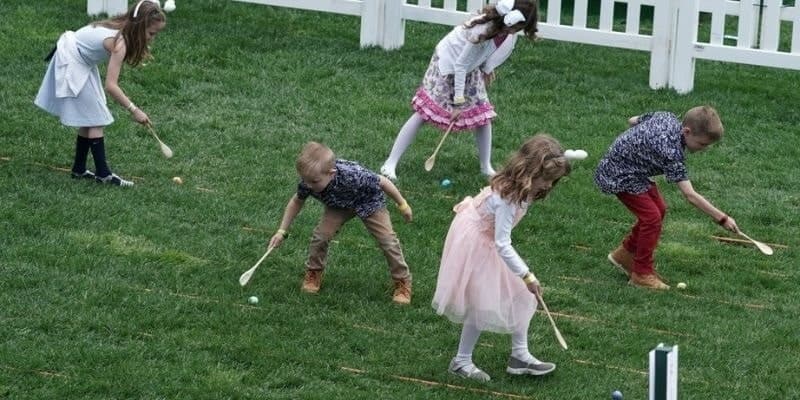 GettyImages-1144394857 Easter egg roll