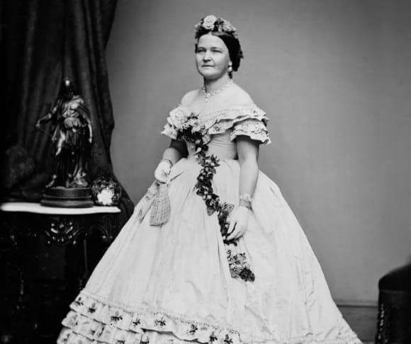 GettyImages-1177463744 lincoln