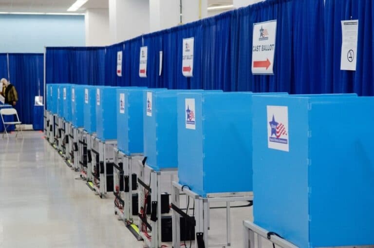 GettyImages-2074403084-election-768×509