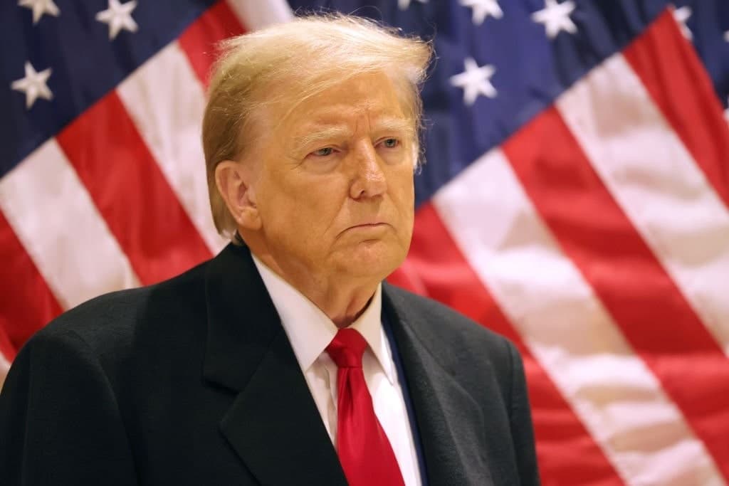 GettyImages-2112640005 Donald Trump