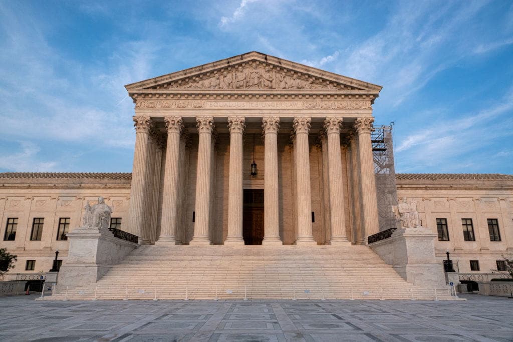 GettyImages-2171594004 Supreme Court